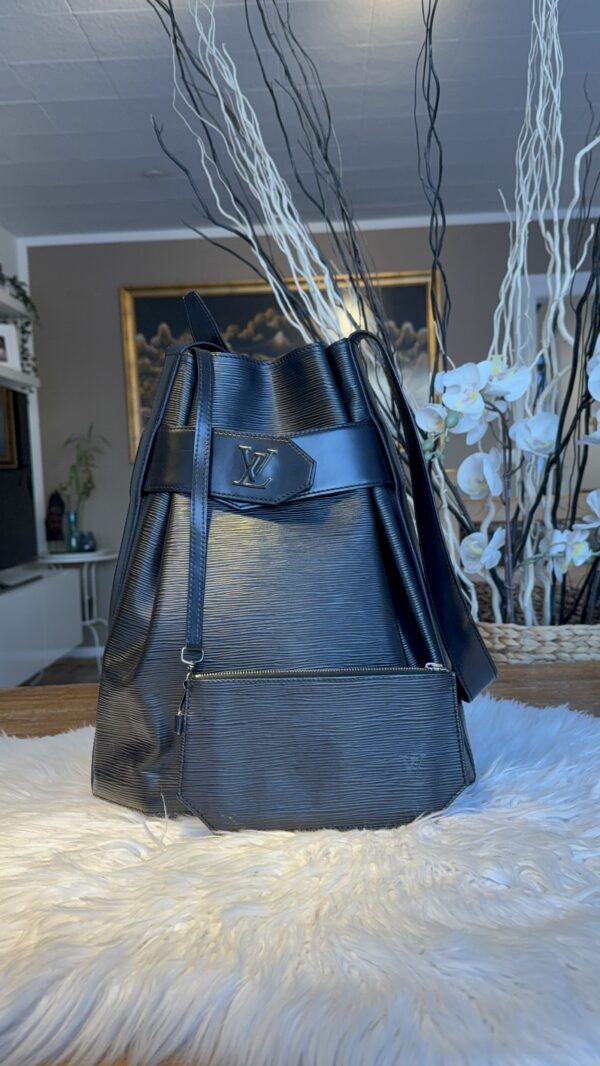 Louis Vuitton Sac D'Epaule GM