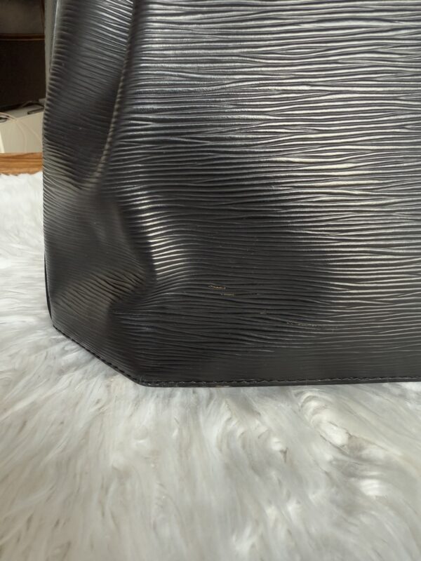 Louis Vuitton Sac D'Epaule GM - Image 3