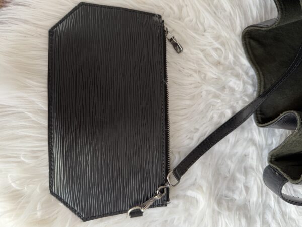 Louis Vuitton Sac D'Epaule GM - Image 7