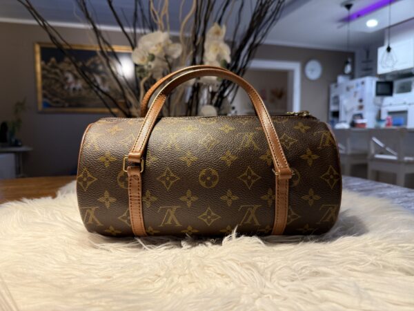 Louis Vuitton Papillon 26