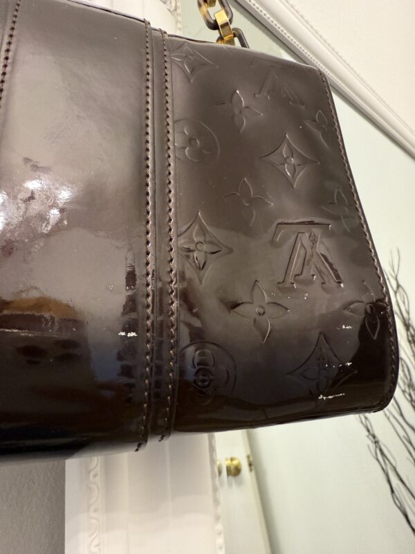 Louis Vuitton Monogram Vernis Vermont Avenue - Image 12
