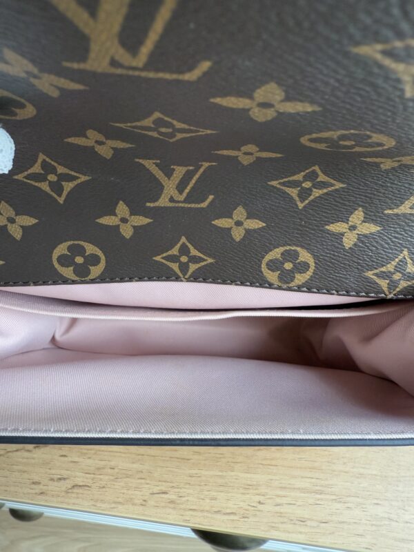 Louis Vuitton Cherrywood BB Vernis - Image 13