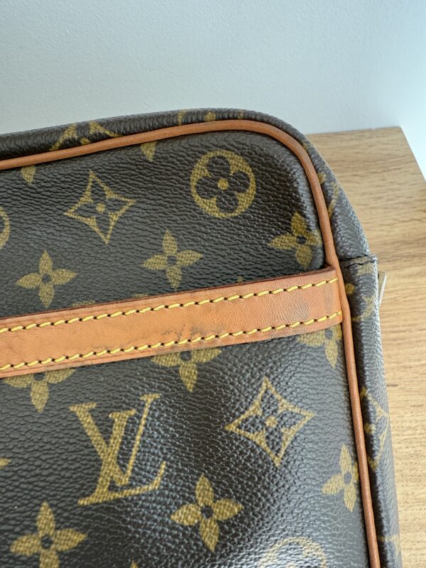 Louis Vuitton Trocadero 30 Monogram - Image 16