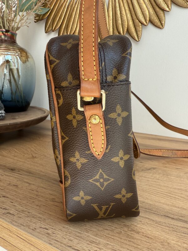 Louis Vuitton Trocadero 30 Monogram - Image 19