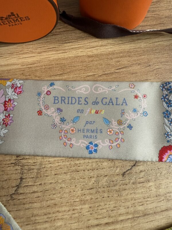 Hermes Brides de Gala En Fleurs Twilly - Image 5