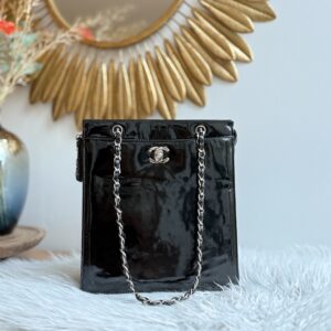 Chanel Tote Patent Leather
