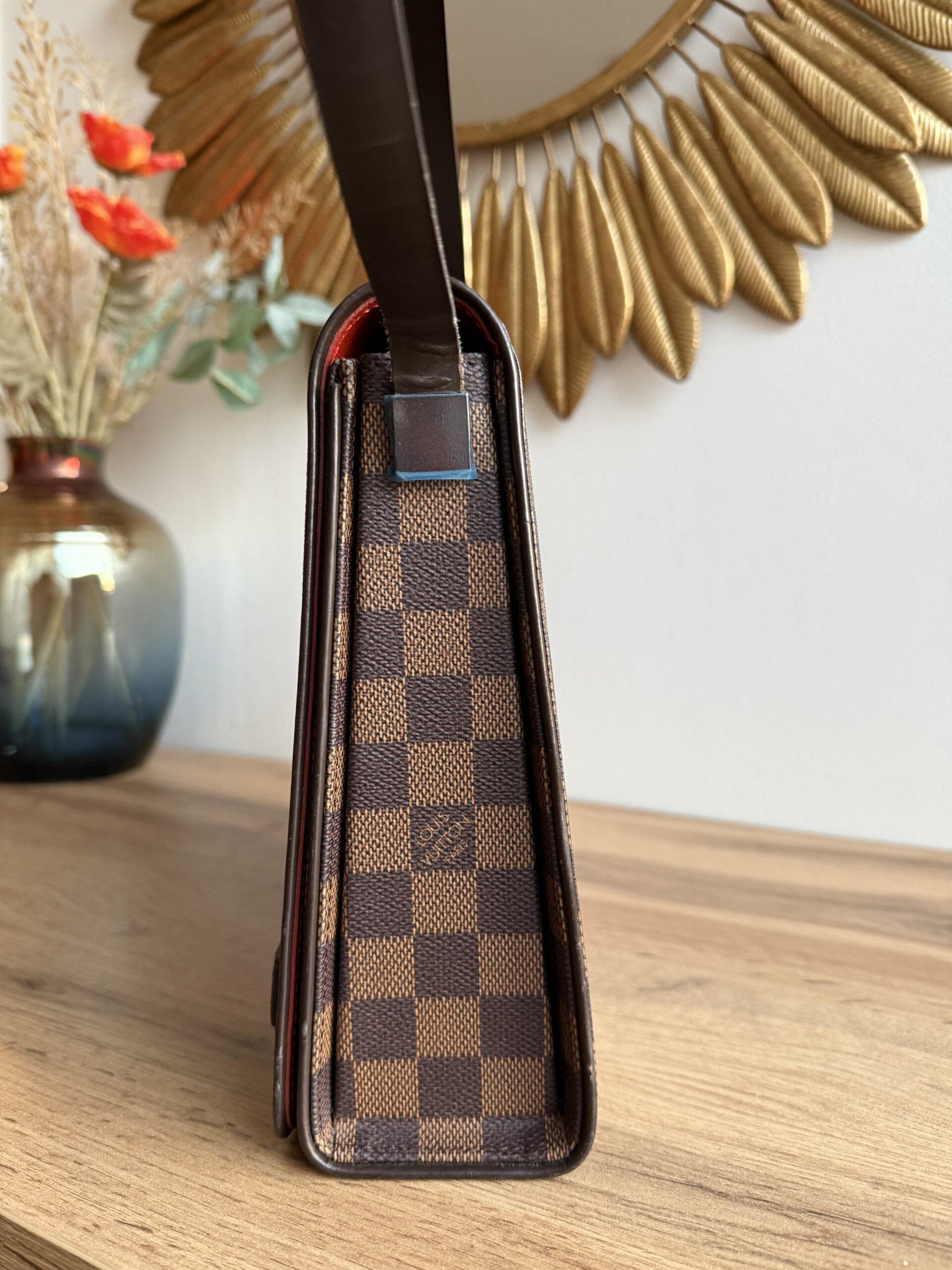 LOUIS VUITTON Tribeca Long Damier Ebene - Image 8