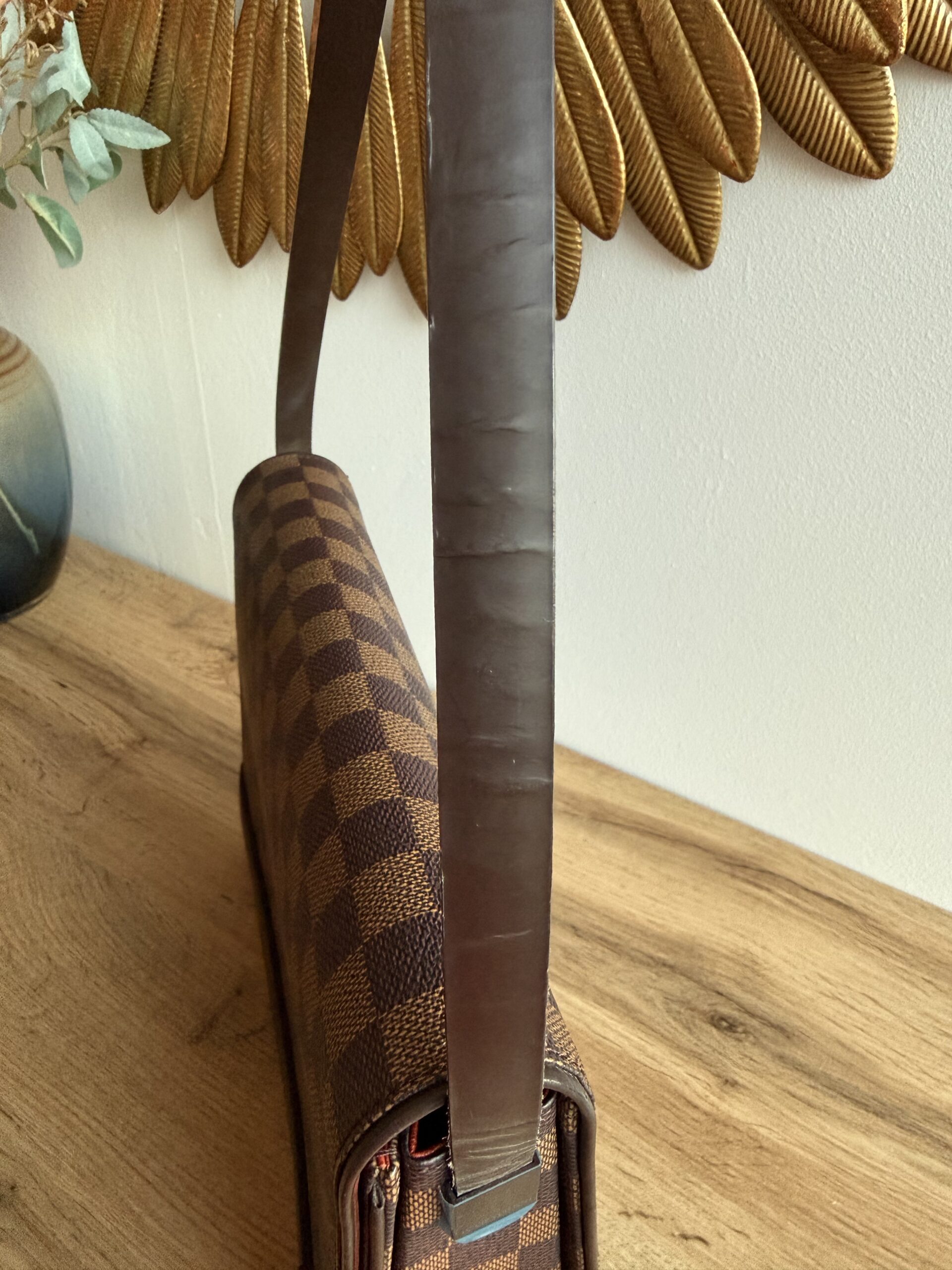 LOUIS VUITTON Tribeca Long Damier Ebene - Image 11