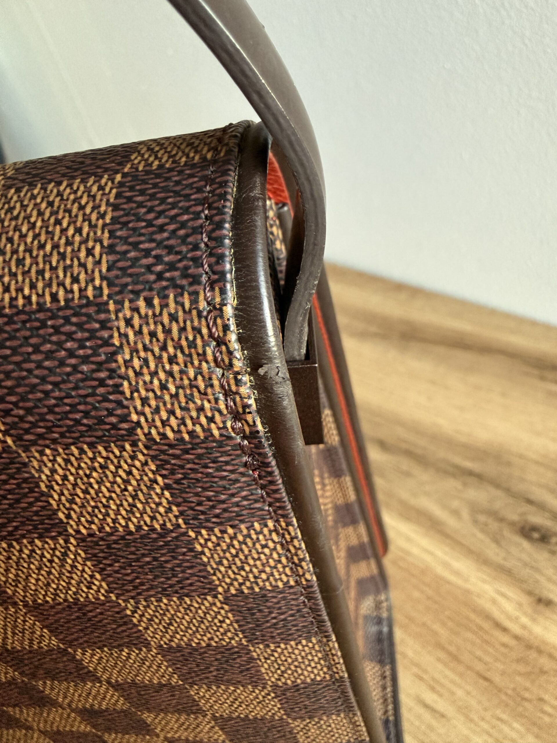 LOUIS VUITTON Tribeca Long Damier Ebene - Image 12