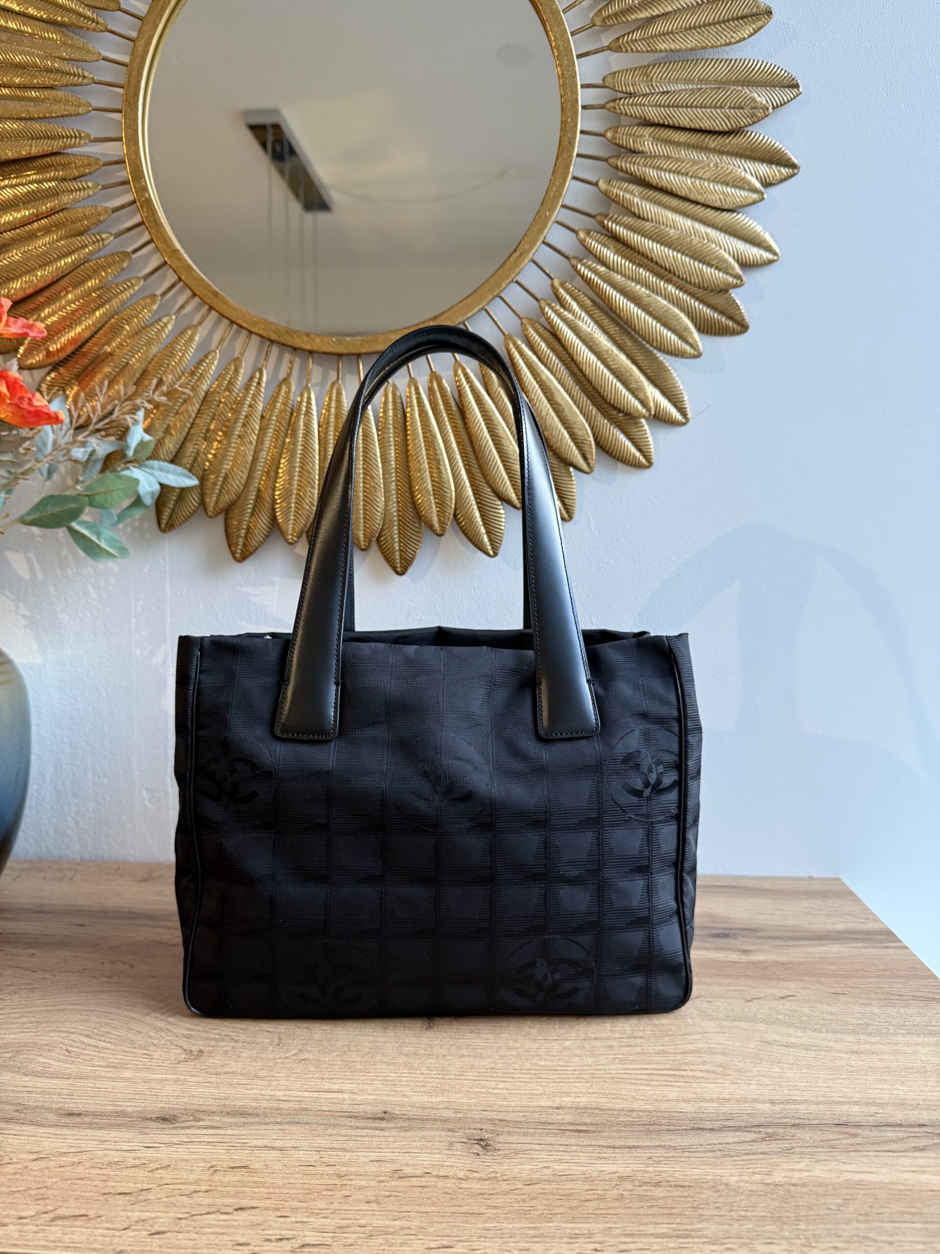 CHANEL New Travel Line Tote Small - Image 2