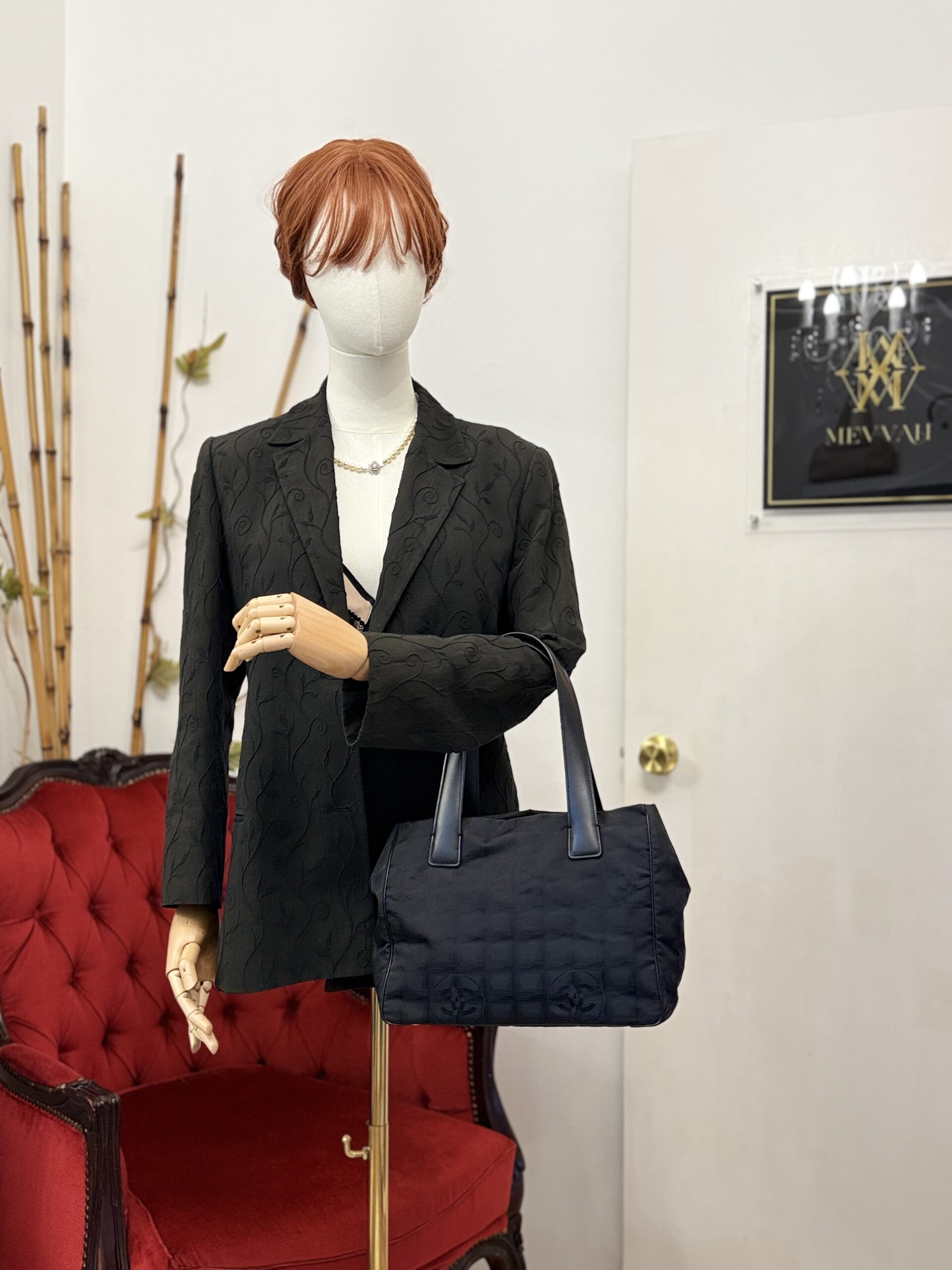 CHANEL New Travel Line Tote Small - Image 3