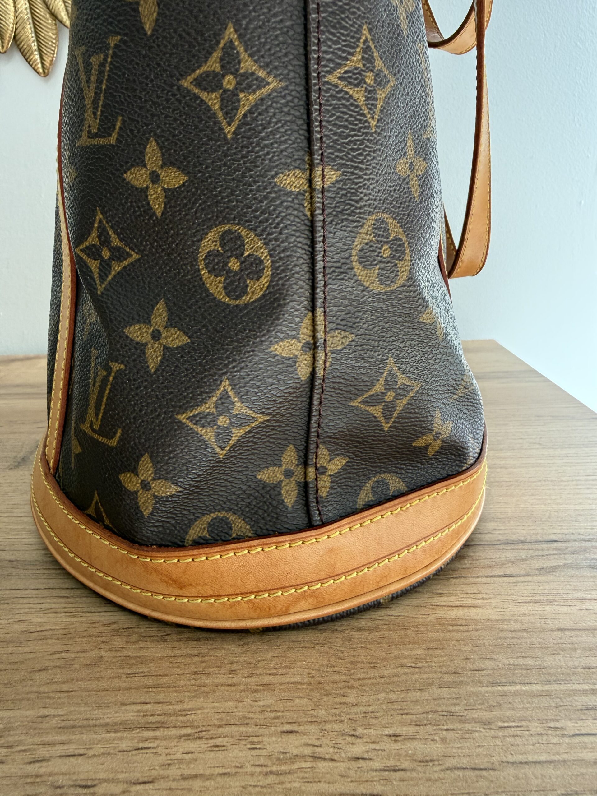 LOUIS VUITTON Monogram Bucket GM - Image 12