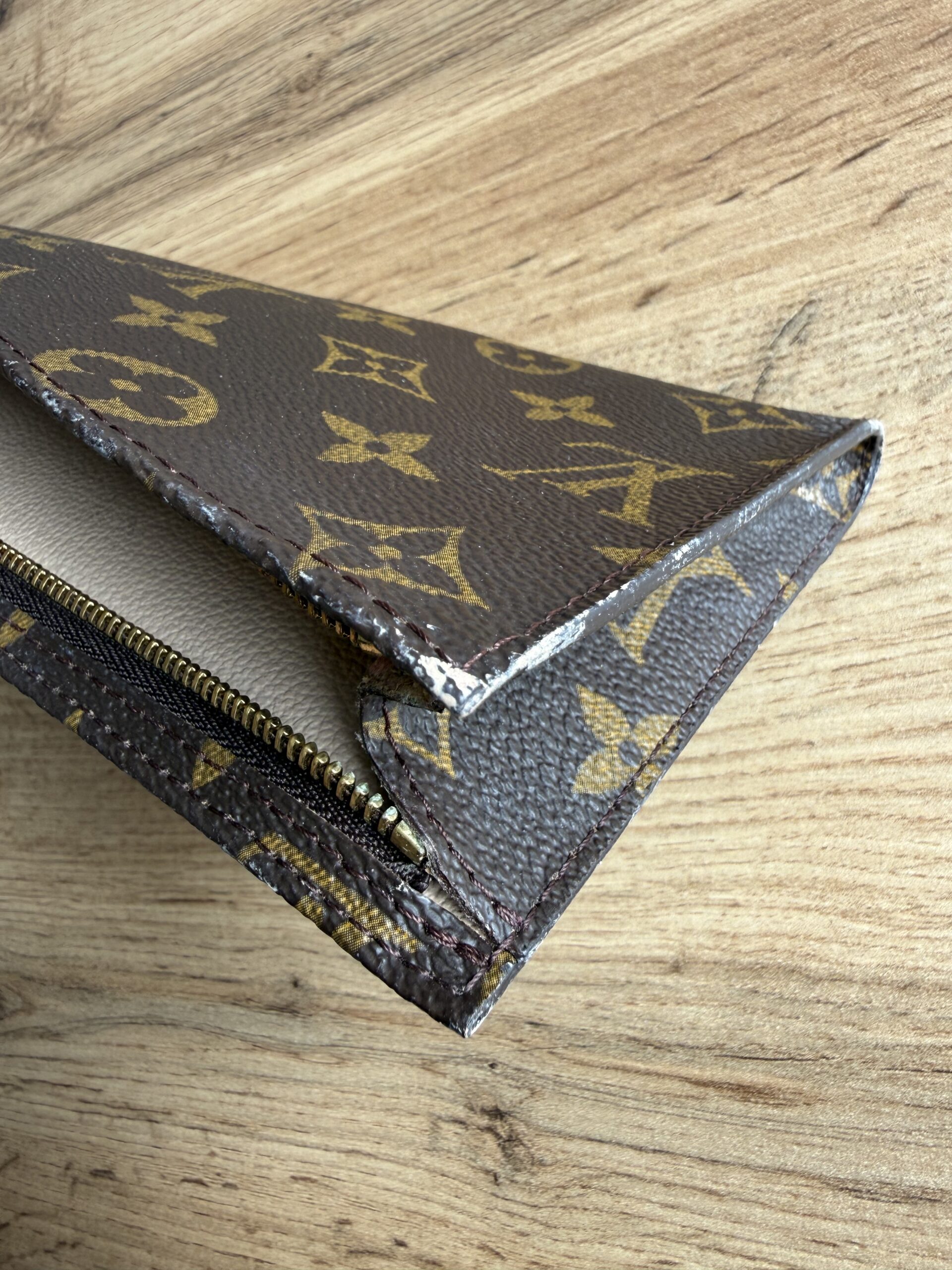 LOUIS VUITTON Monogram Bucket GM - Image 22