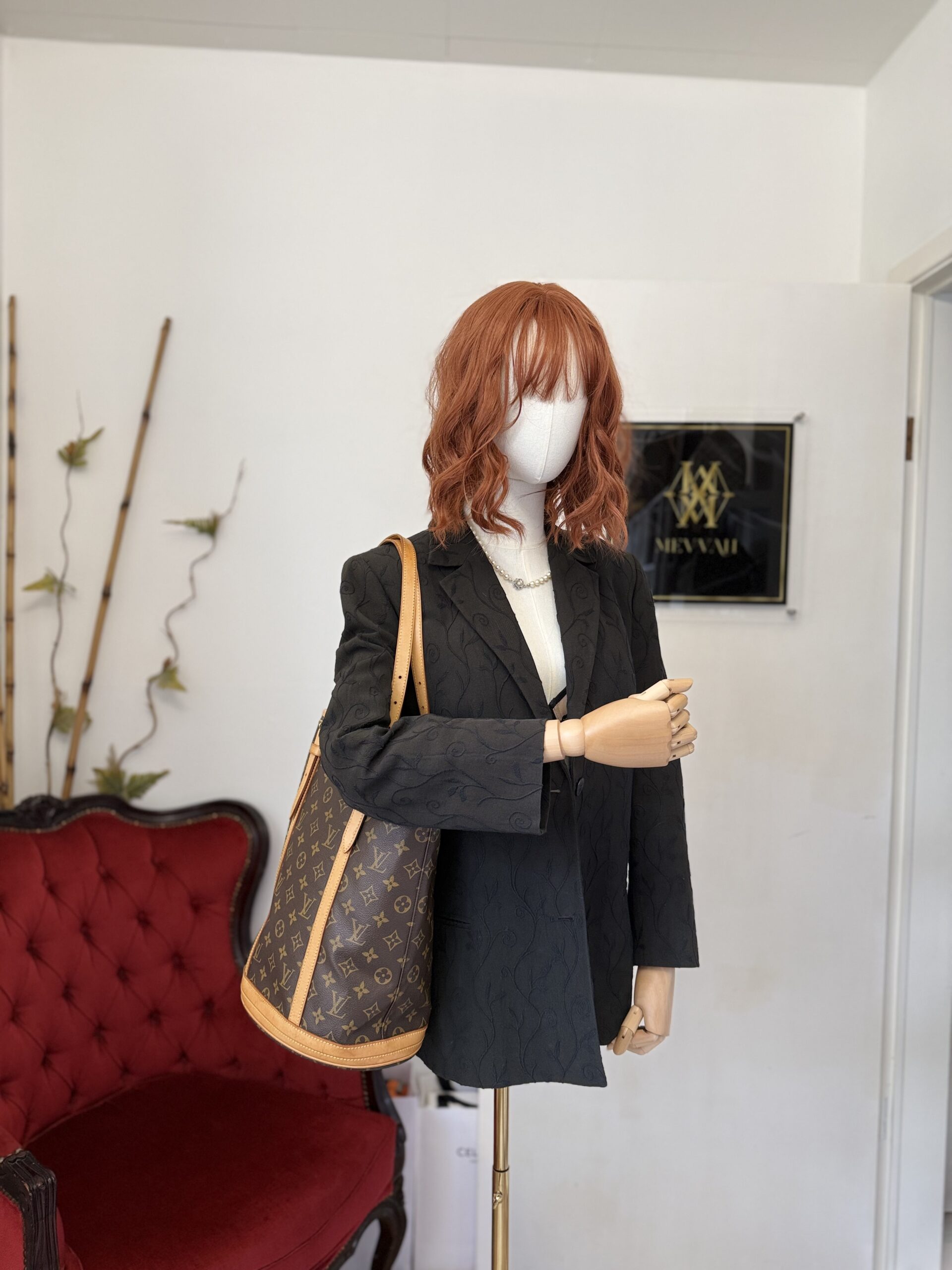 LOUIS VUITTON Monogram Bucket GM - Image 2