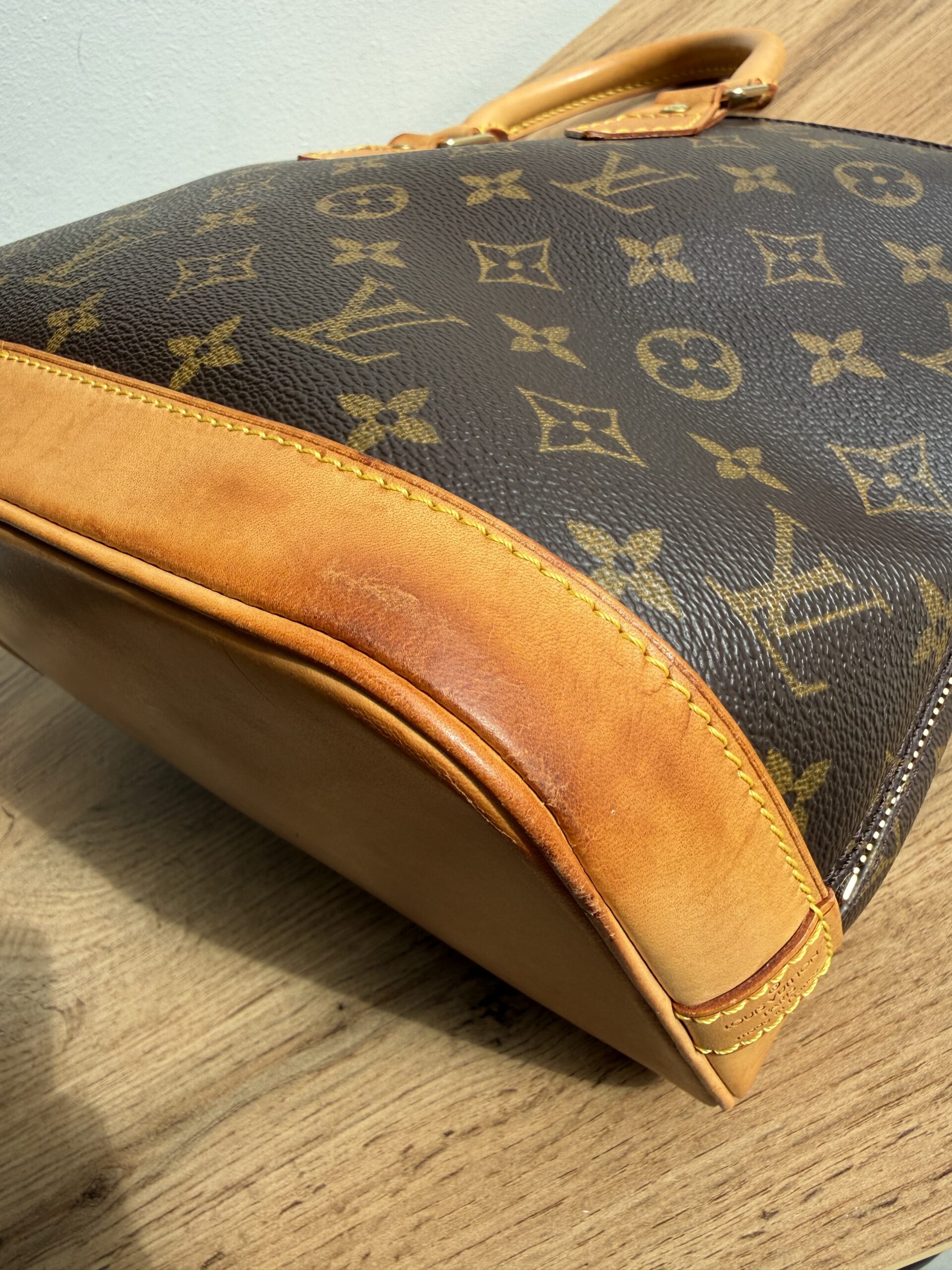 LOUIS VUITTON Alma Monogram PM - Image 6