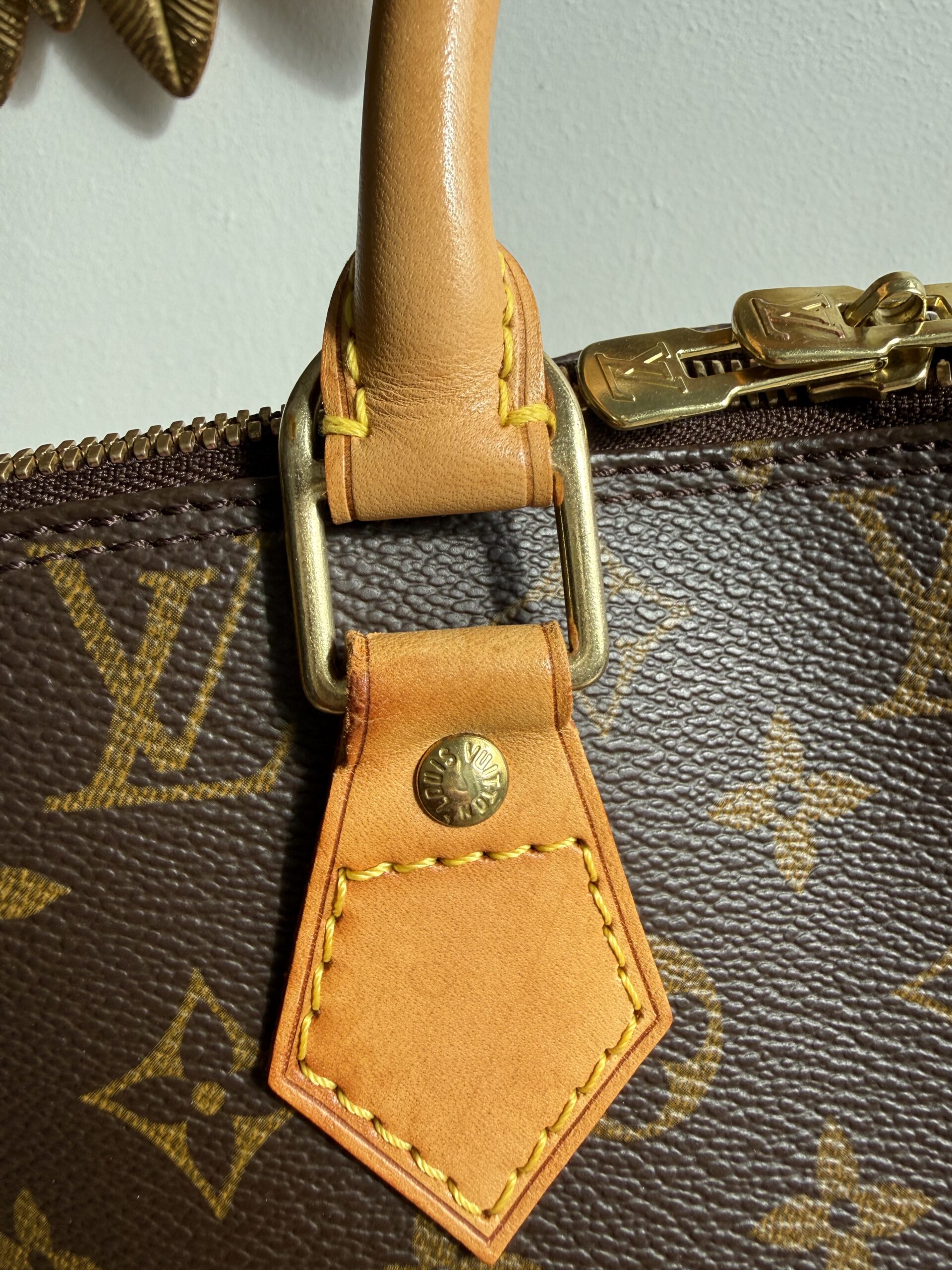 LOUIS VUITTON Alma Monogram PM - Image 15