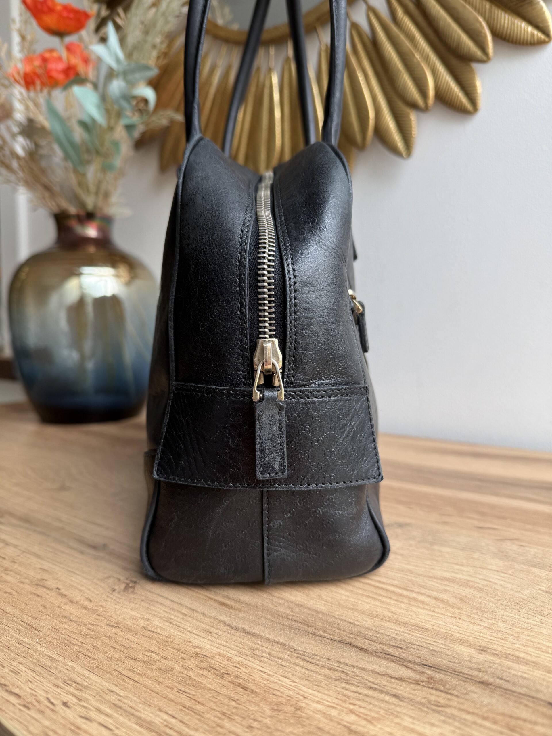 GUCCI Microguccissima Bowling Bag - Image 4